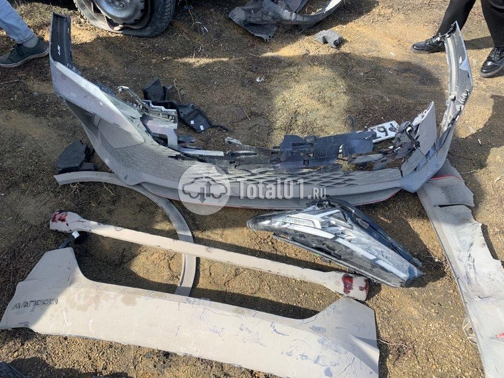 Фото Geely Coolray 100
