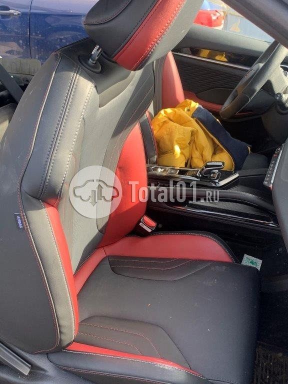 Фото Geely Coolray 176