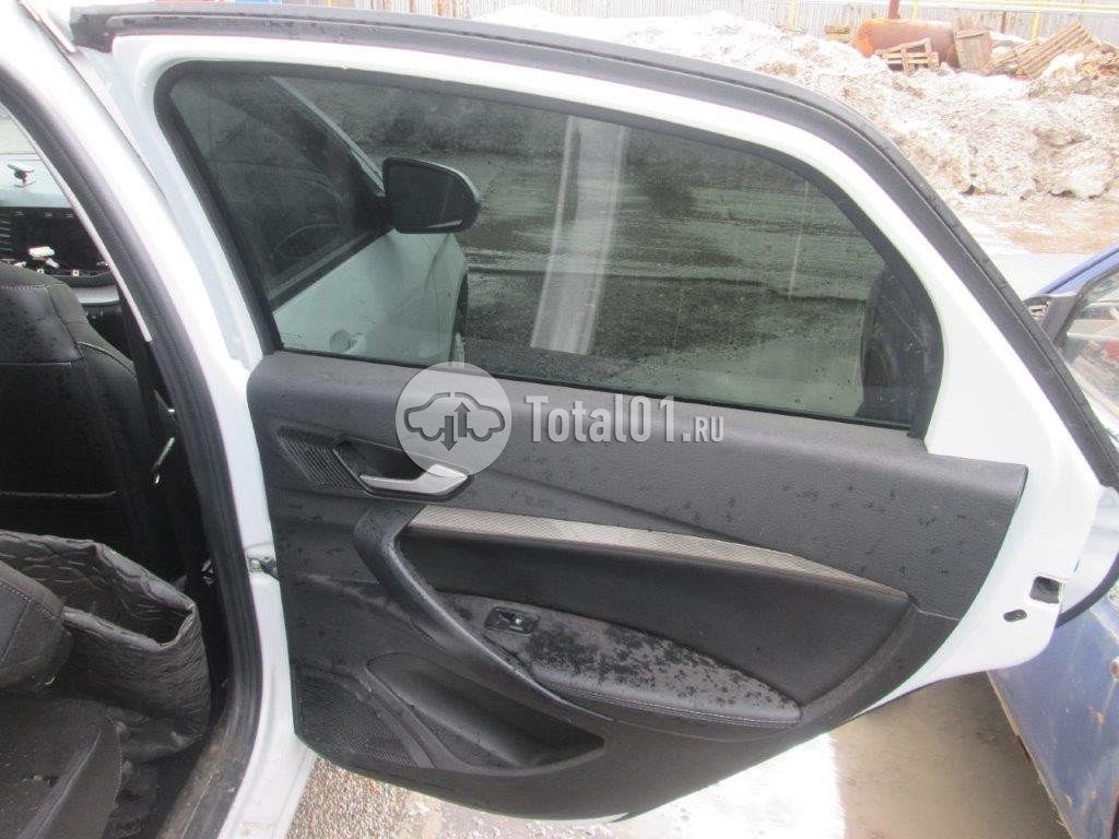 Фото ВАЗ (LADA) Vesta 82