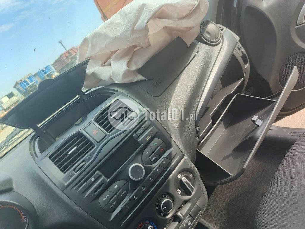 Фото ВАЗ (LADA) Granta 70