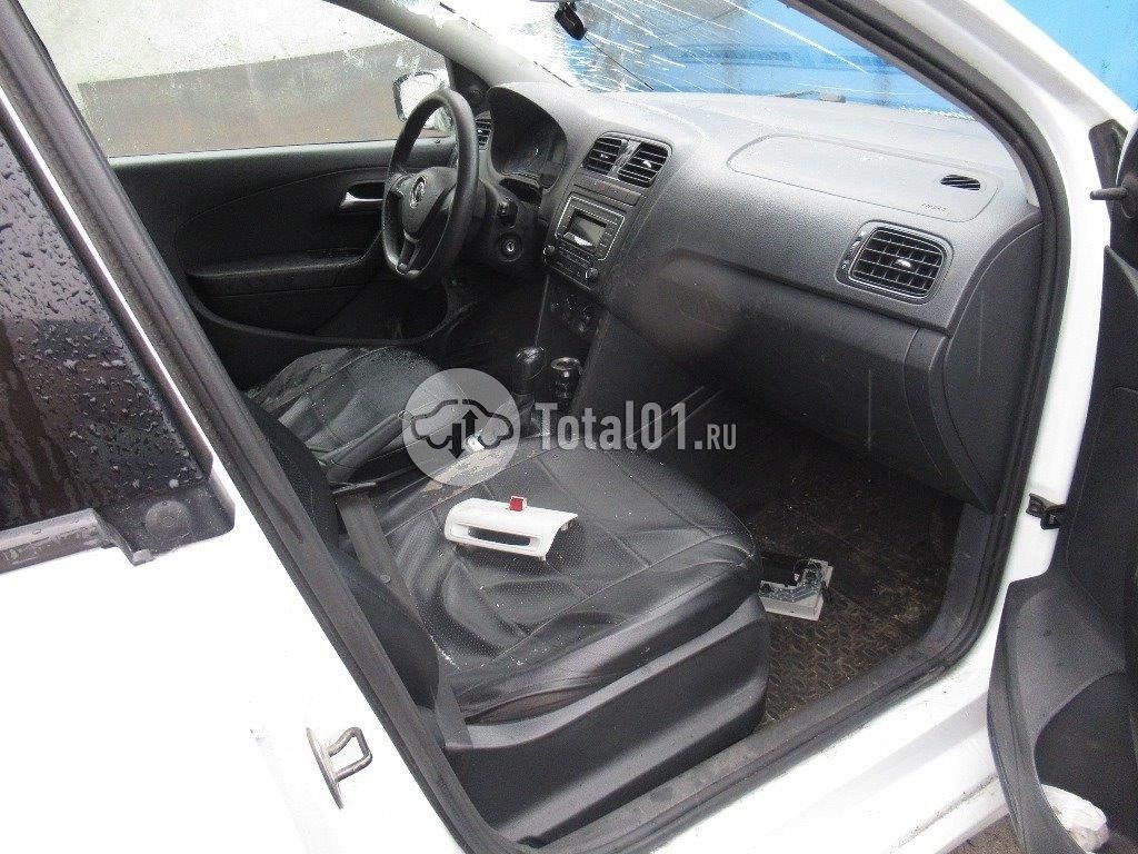 Фото Volkswagen Polo 58