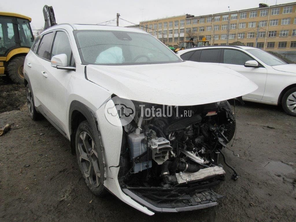 Фото Geely Atlas 6