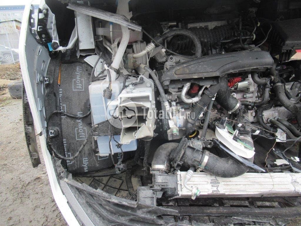 Фото Geely Atlas 10