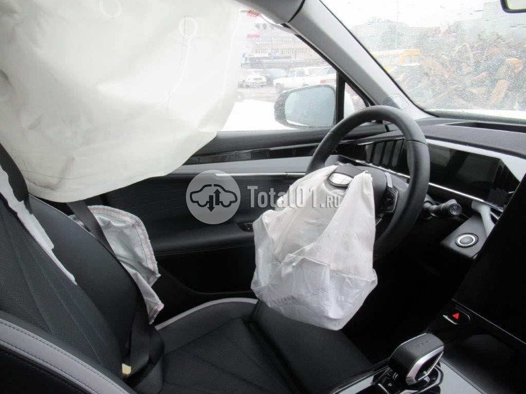 Фото Geely Atlas 136