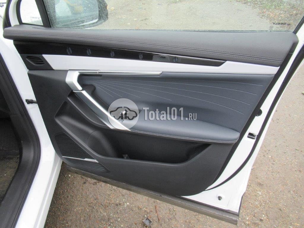 Фото Geely Atlas 140