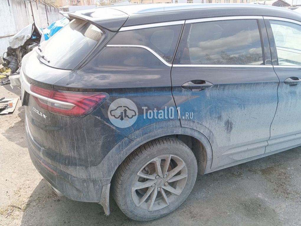 Фото Geely Coolray 30