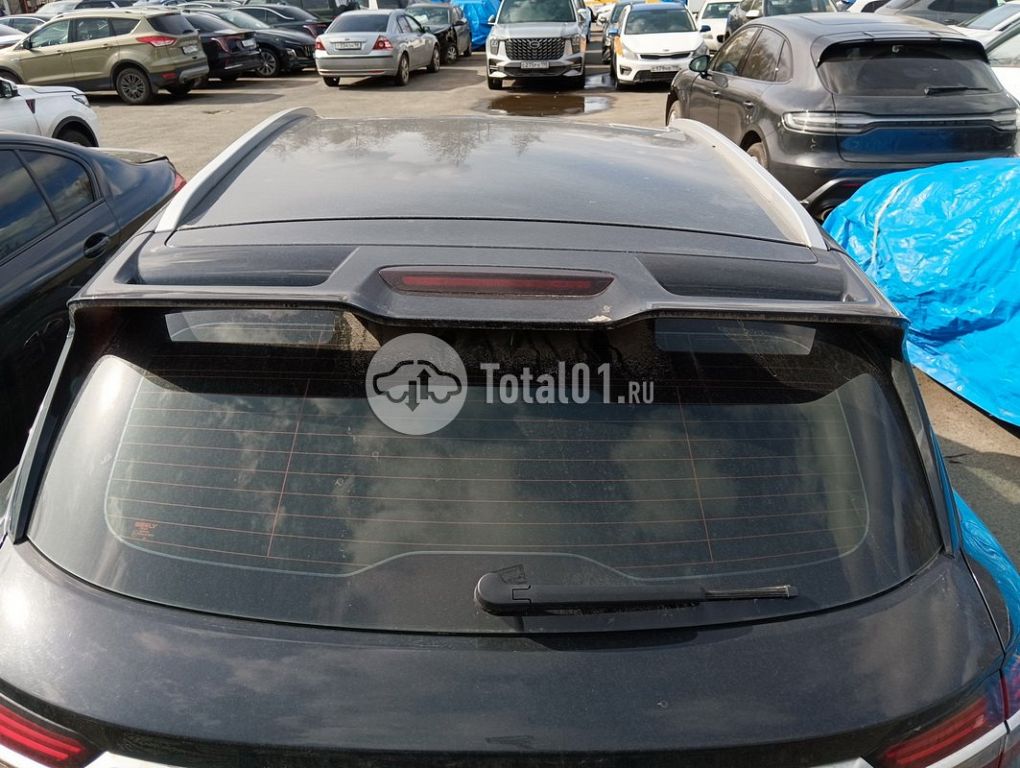 Фото Geely Coolray 38