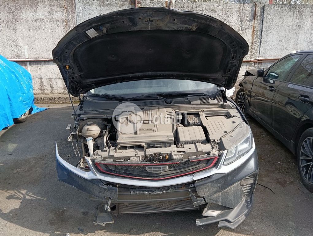 Фото Geely Coolray 54