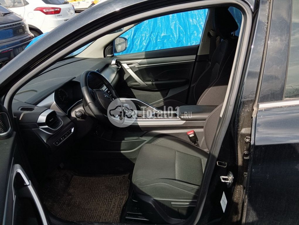 Фото Geely Coolray 72