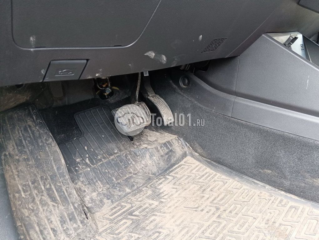 Фото Geely Coolray 74
