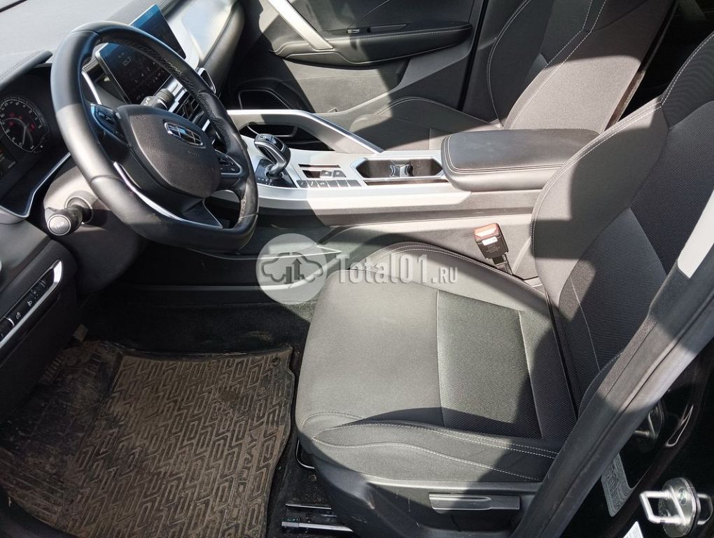 Фото Geely Coolray 76