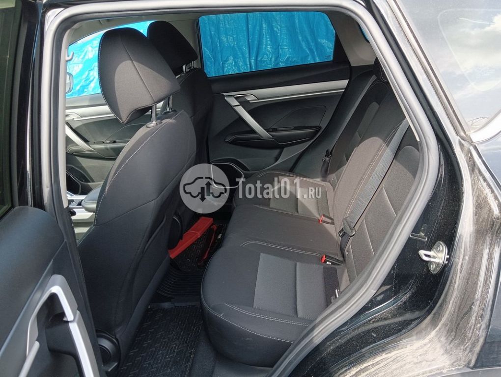 Фото Geely Coolray 88