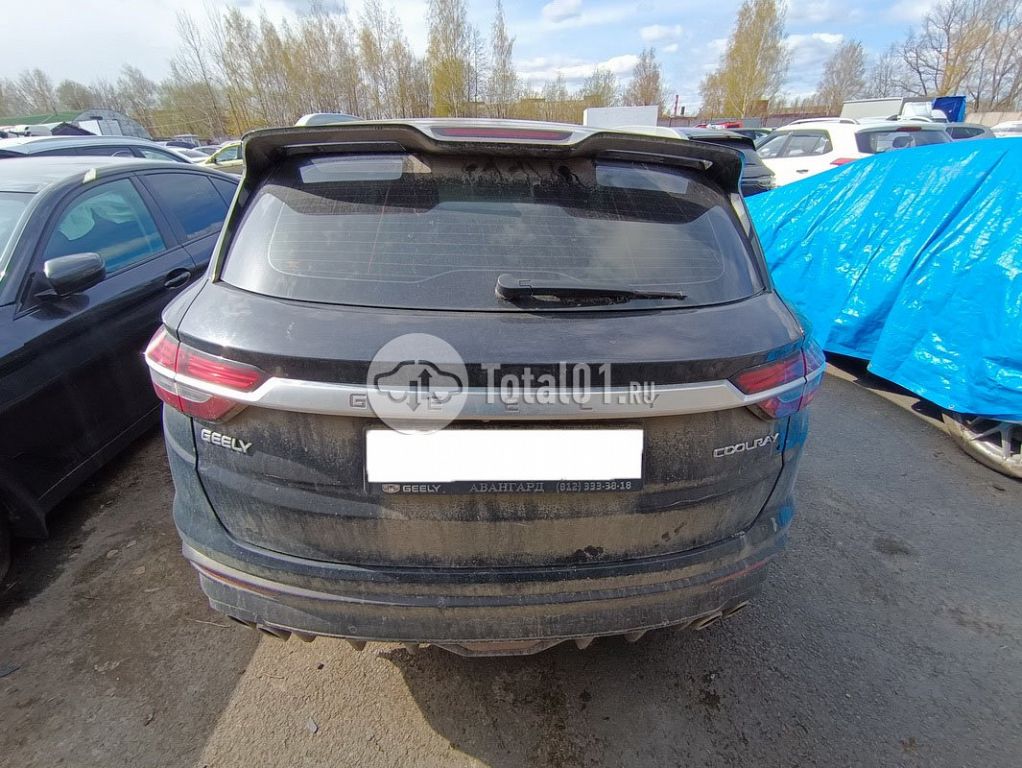 Фото Geely Coolray 90
