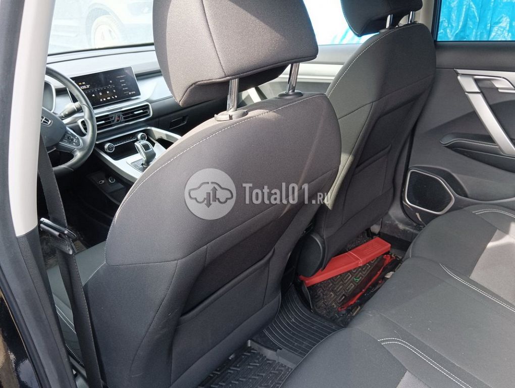 Фото Geely Coolray 92