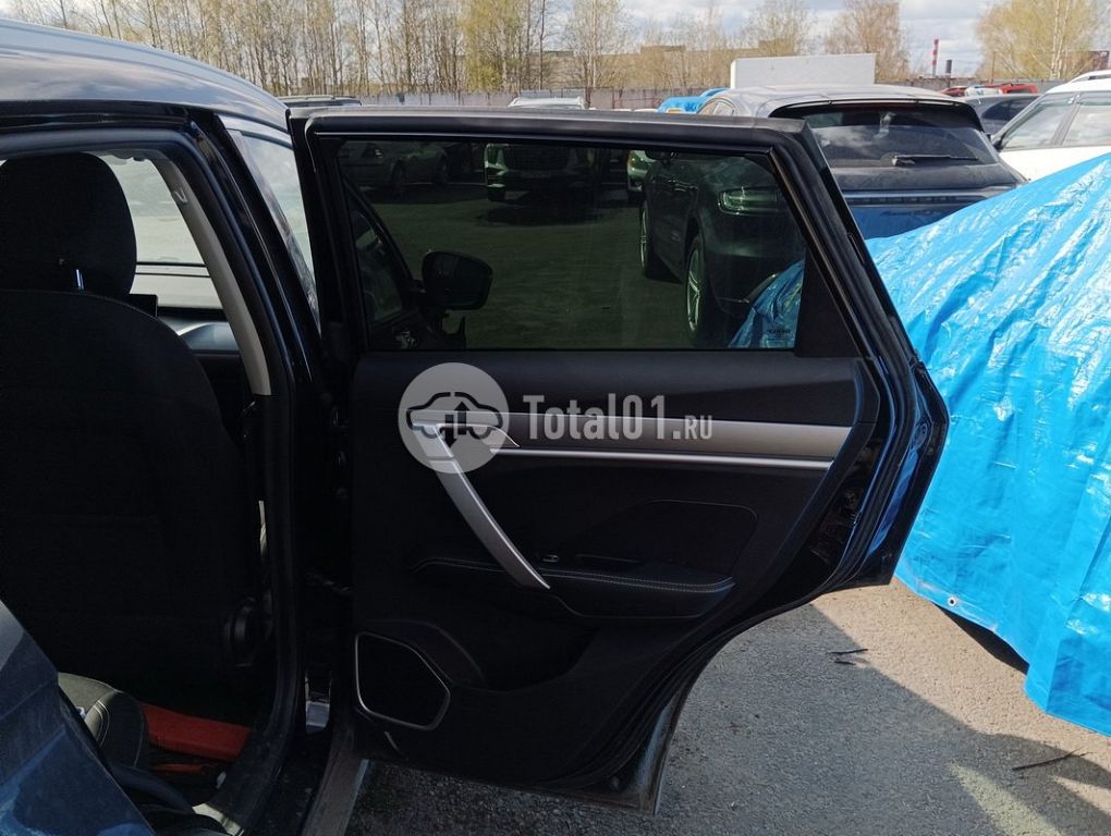 Фото Geely Coolray 118