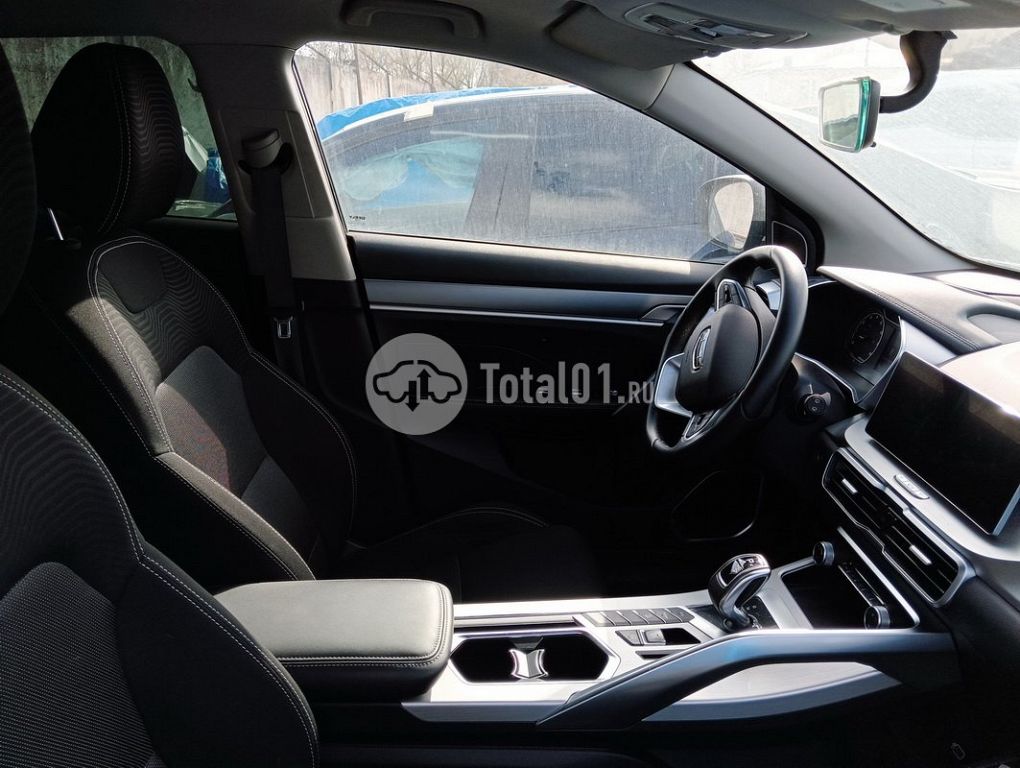 Фото Geely Coolray 136