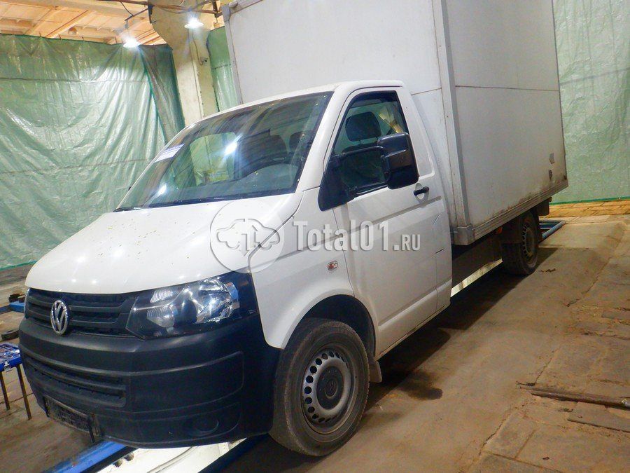 Фото Volkswagen Transporter 10