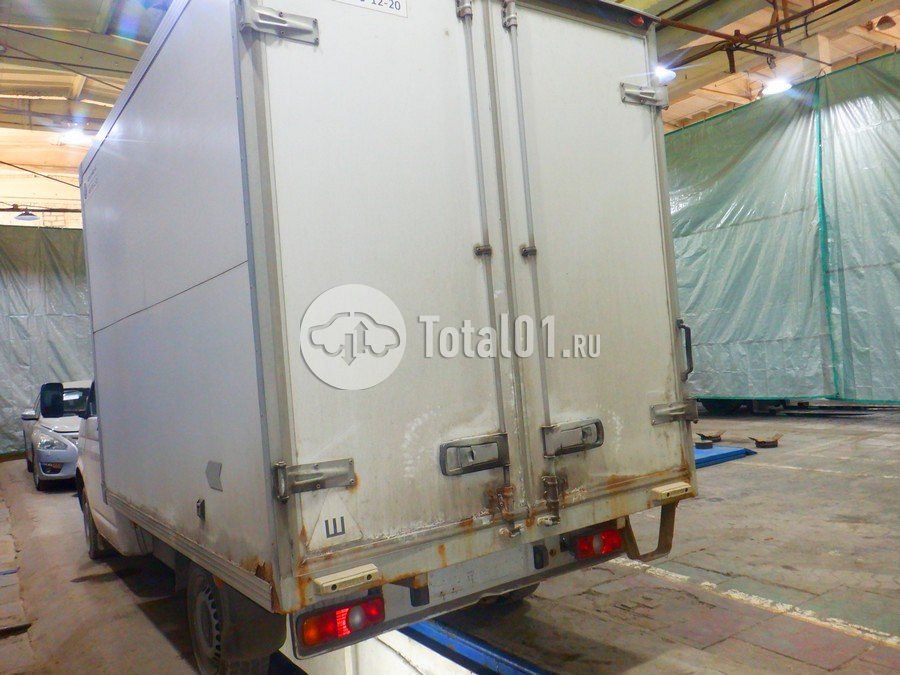 Фото Volkswagen Transporter 12