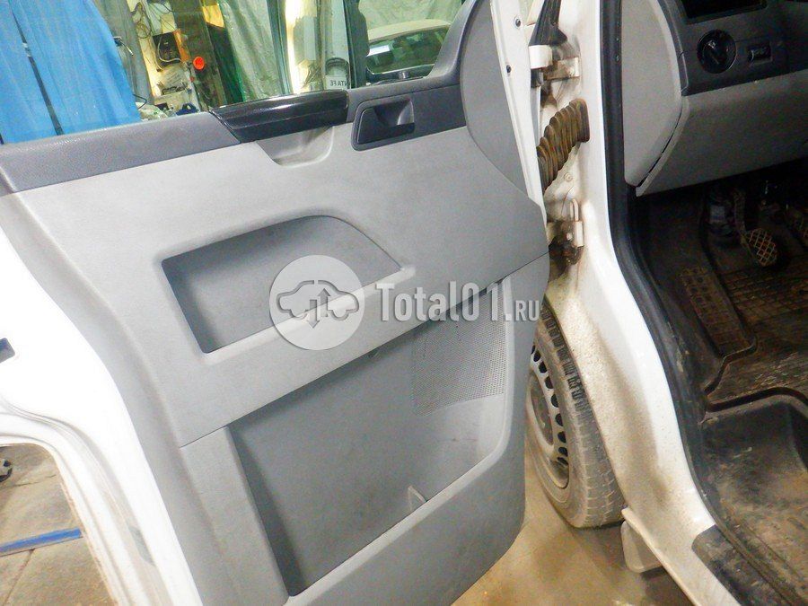 Фото Volkswagen Transporter 22