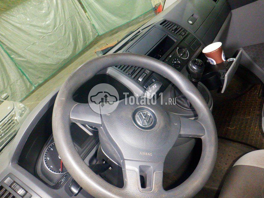 Фото Volkswagen Transporter 32