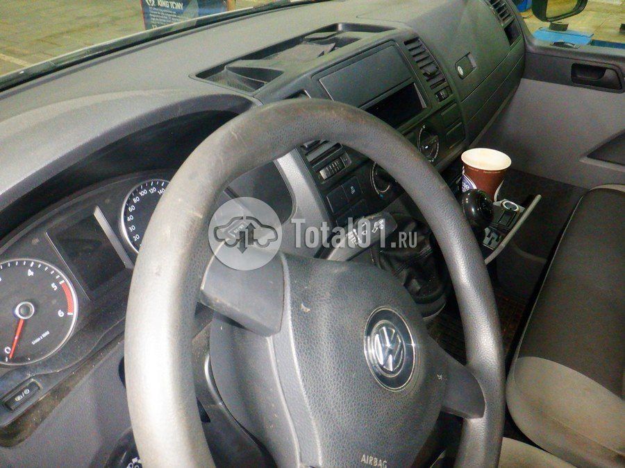 Фото Volkswagen Transporter 36