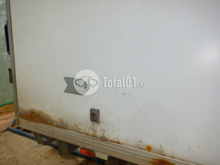 Фото Volkswagen Transporter 150
