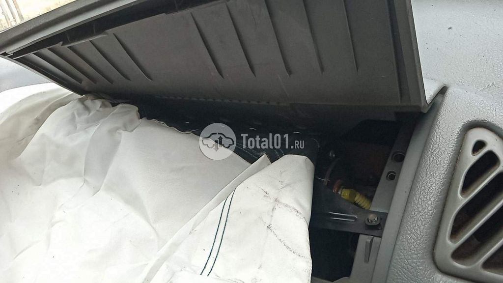 Фото Suzuki Baleno 198