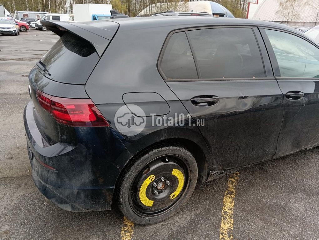 Фото Volkswagen Golf 36
