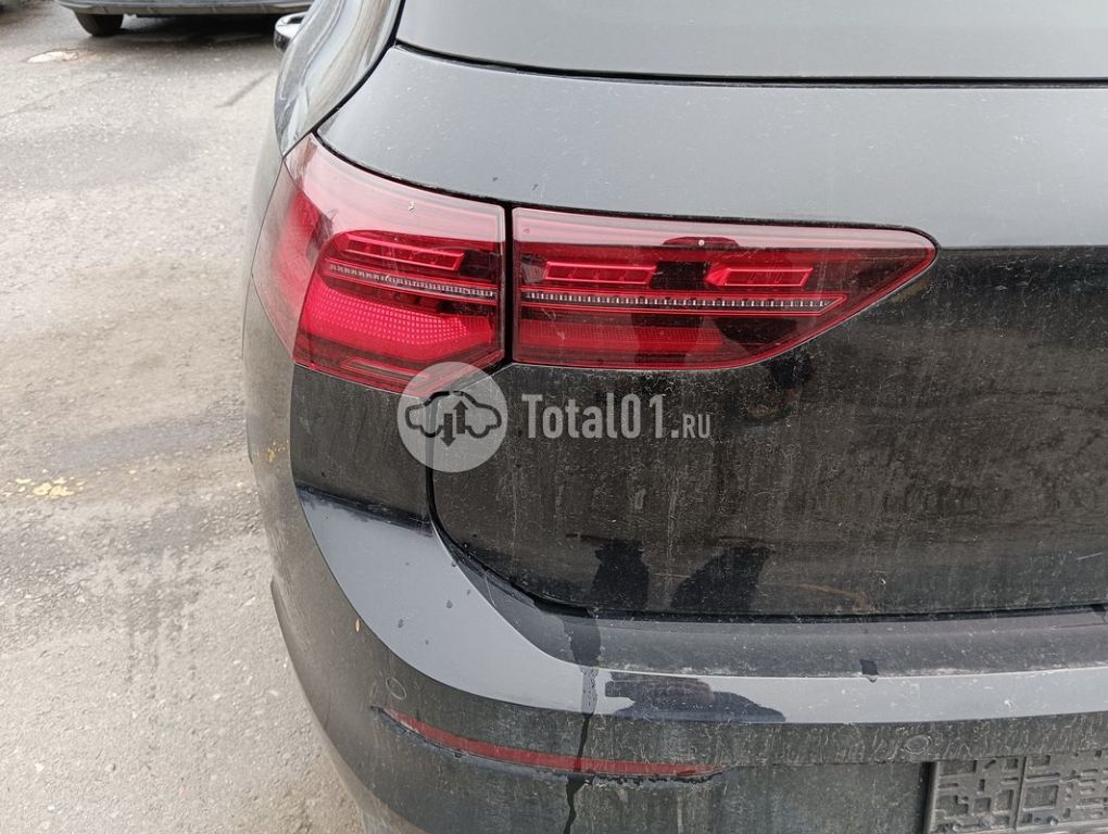 Фото Volkswagen Golf 40