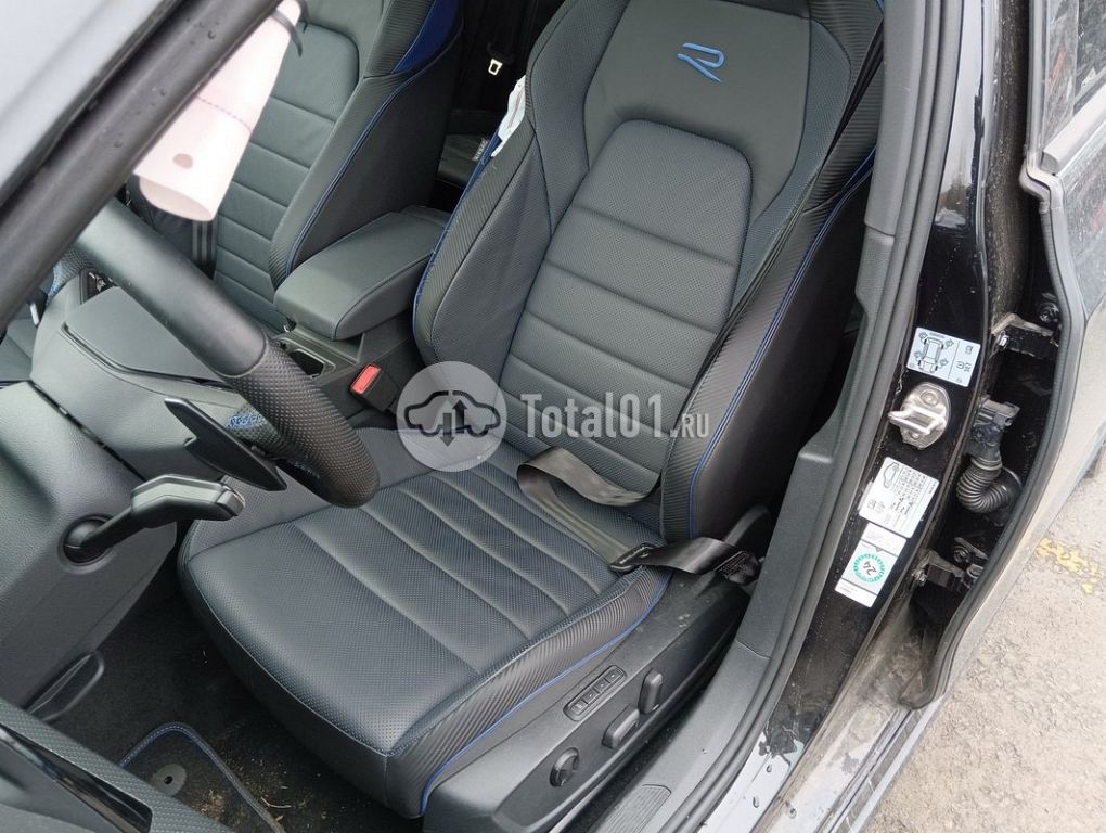 Фото Volkswagen Golf 88
