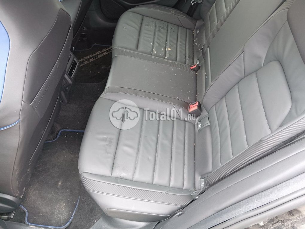 Фото Volkswagen Golf 98