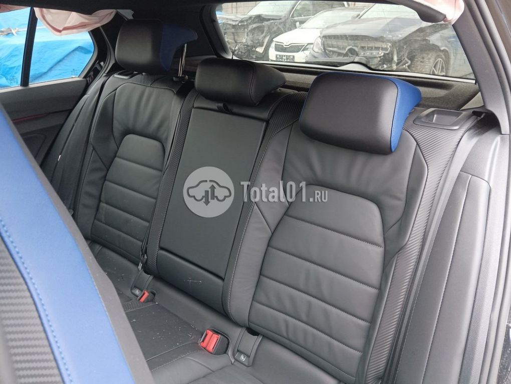 Фото Volkswagen Golf 106