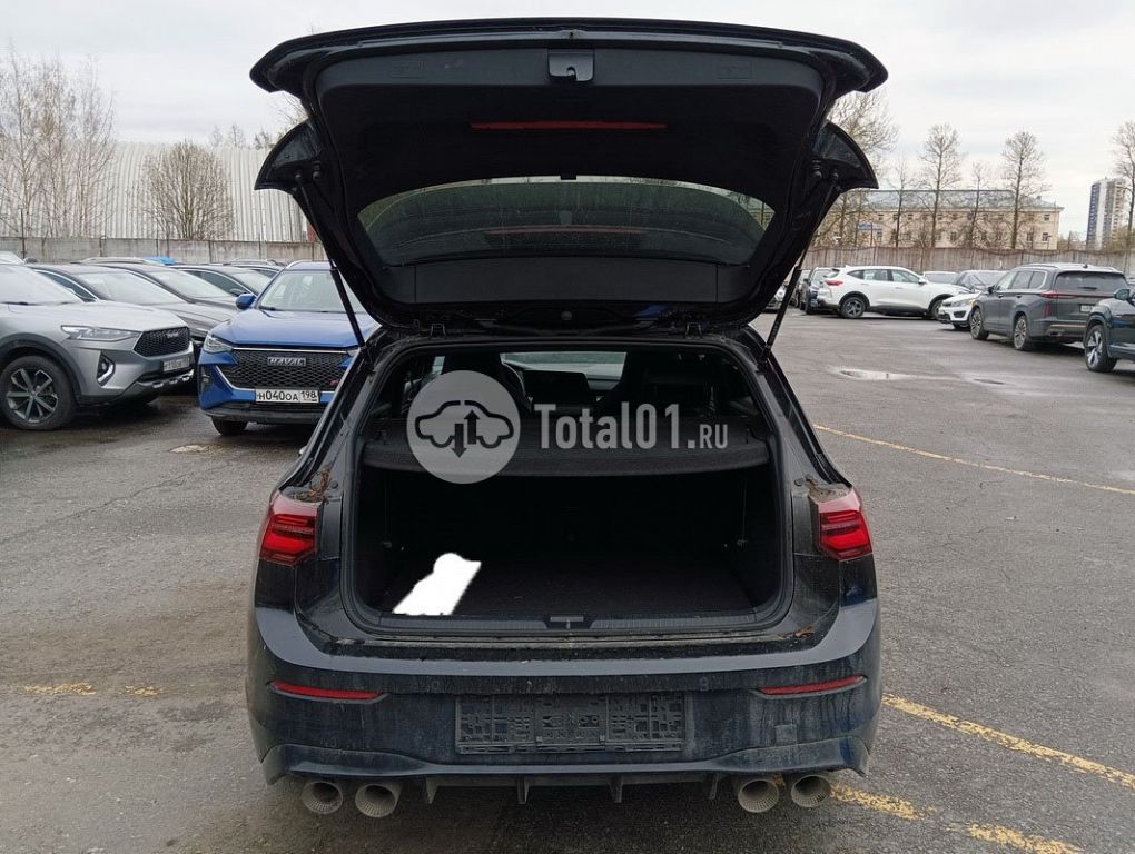 Фото Volkswagen Golf 108