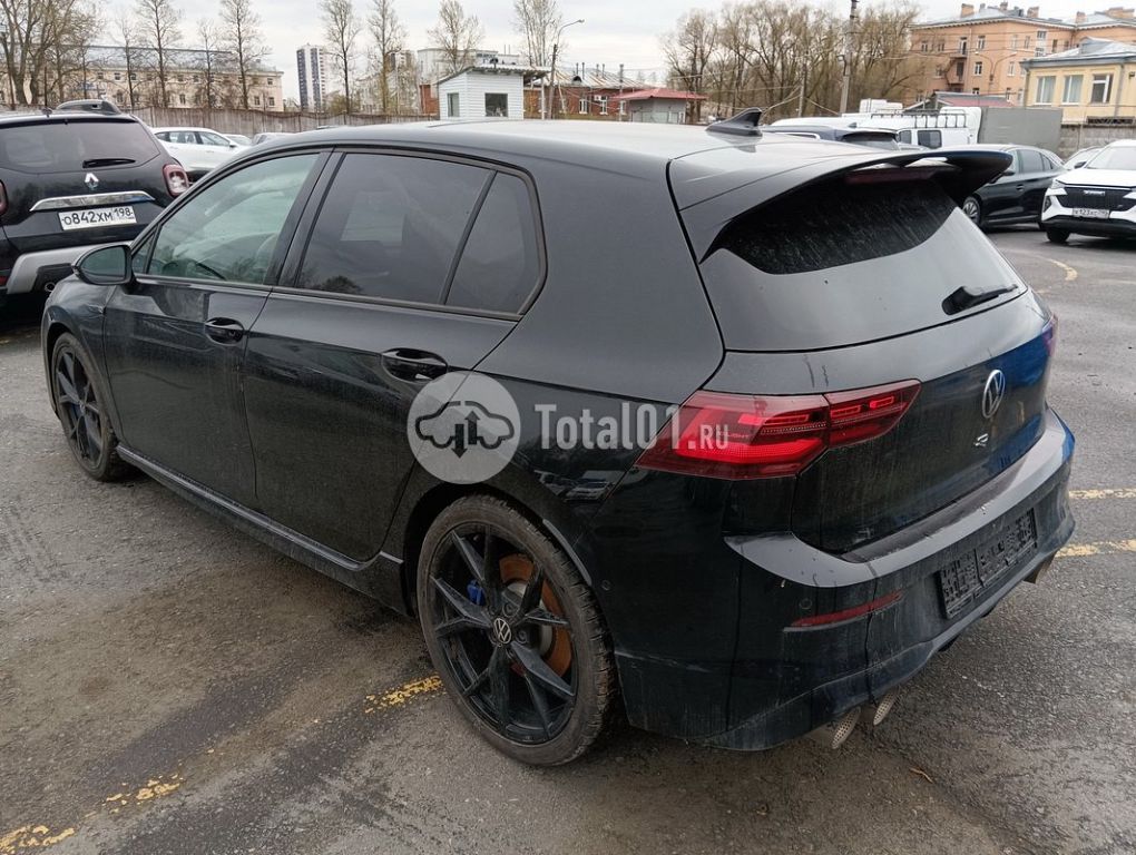 Фото Volkswagen Golf 112