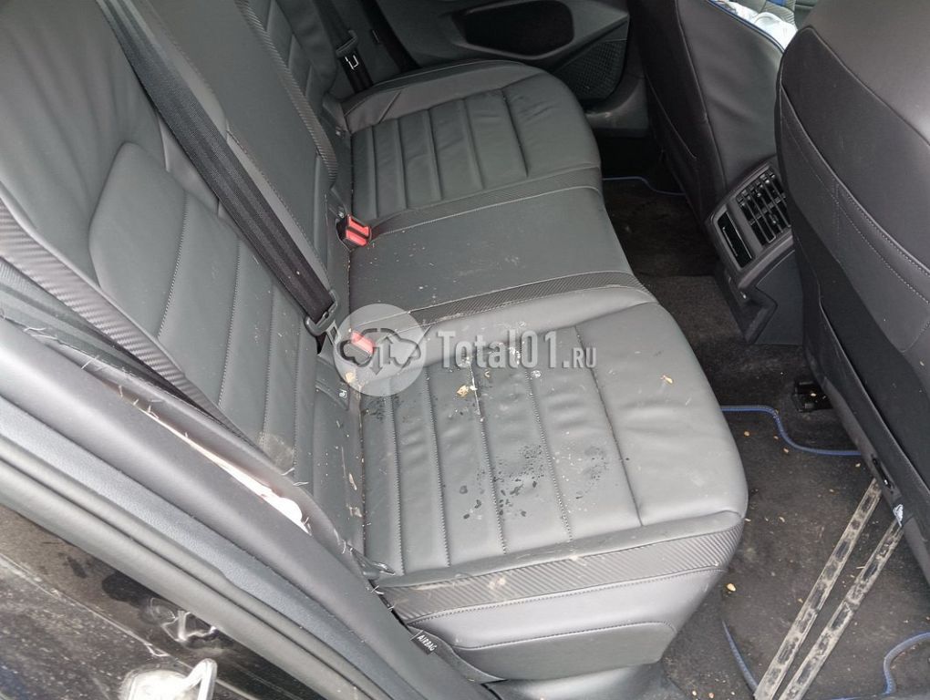 Фото Volkswagen Golf 130