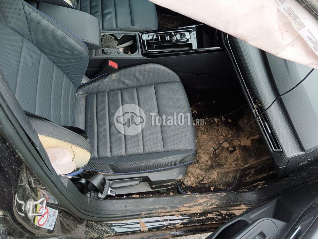Фото Volkswagen Golf 144