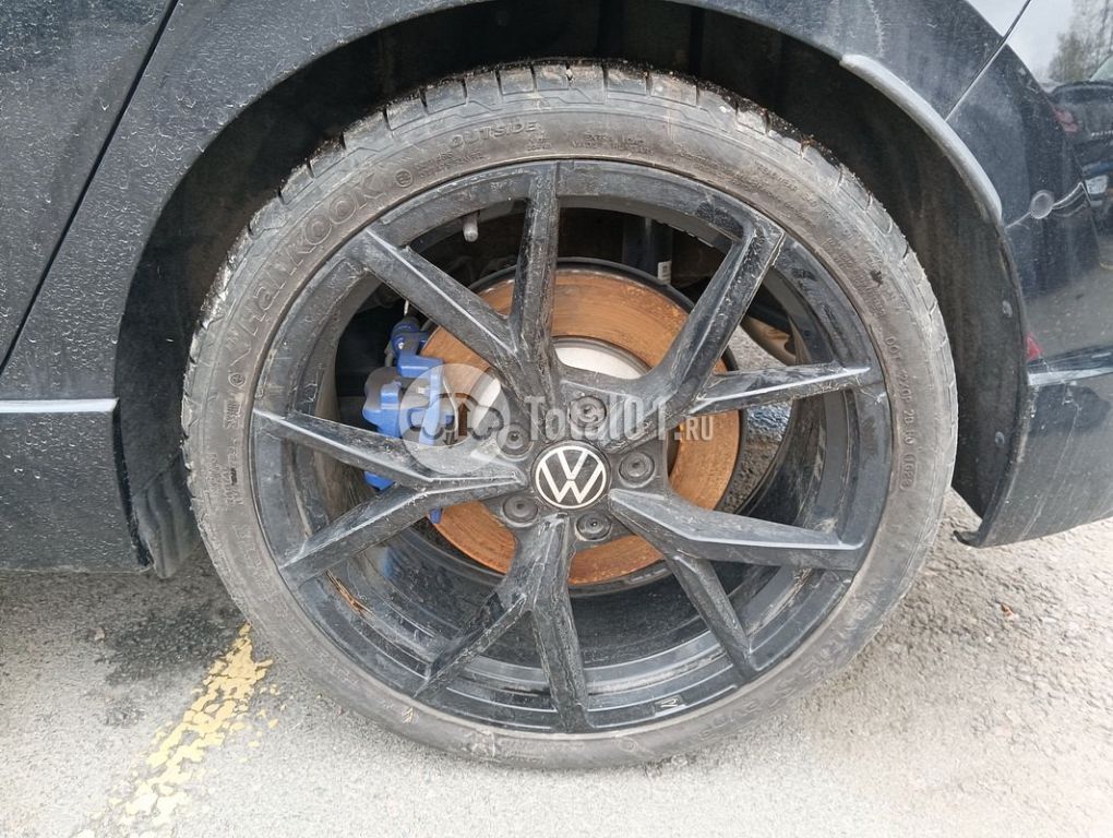 Фото Volkswagen Golf 186