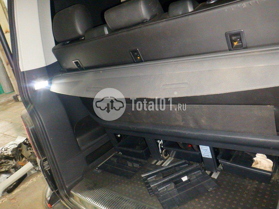 Фото Volkswagen Multivan 70