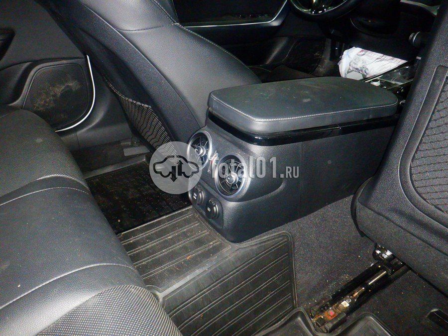Фото KIA Stinger 54