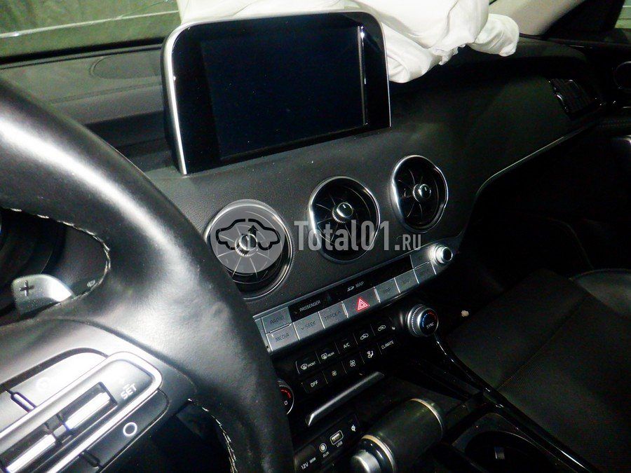 Фото KIA Stinger 120