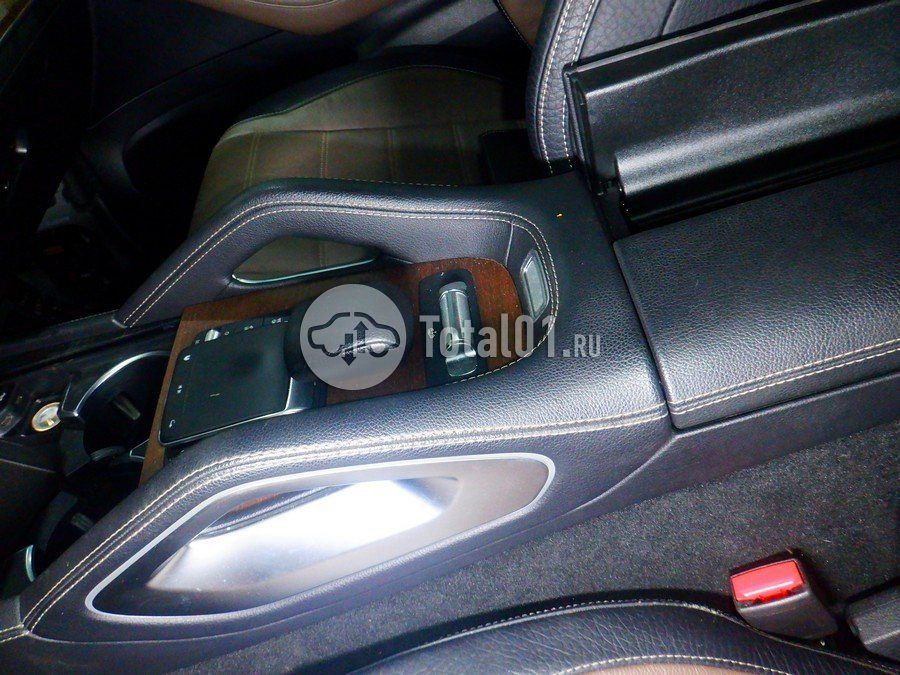 Фото Mercedes-Benz GLE-класс 138