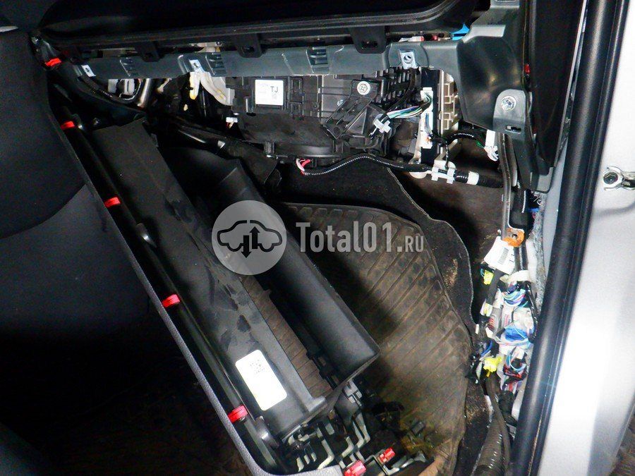 Фото Toyota RAV4 428