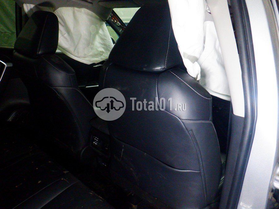 Фото Toyota RAV4 490