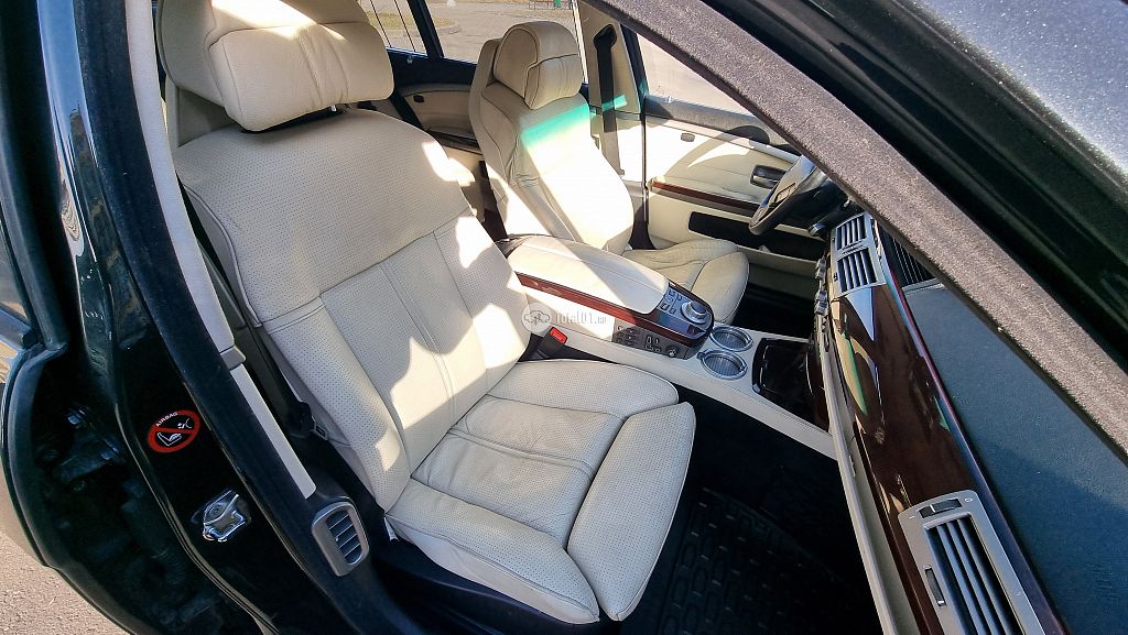 Фото BMW 7 серия 16
