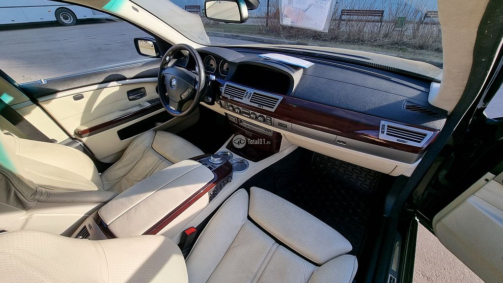 Фото BMW 7 серия 18