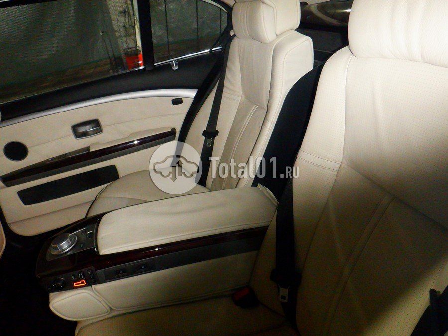 Фото BMW 7 серия 124