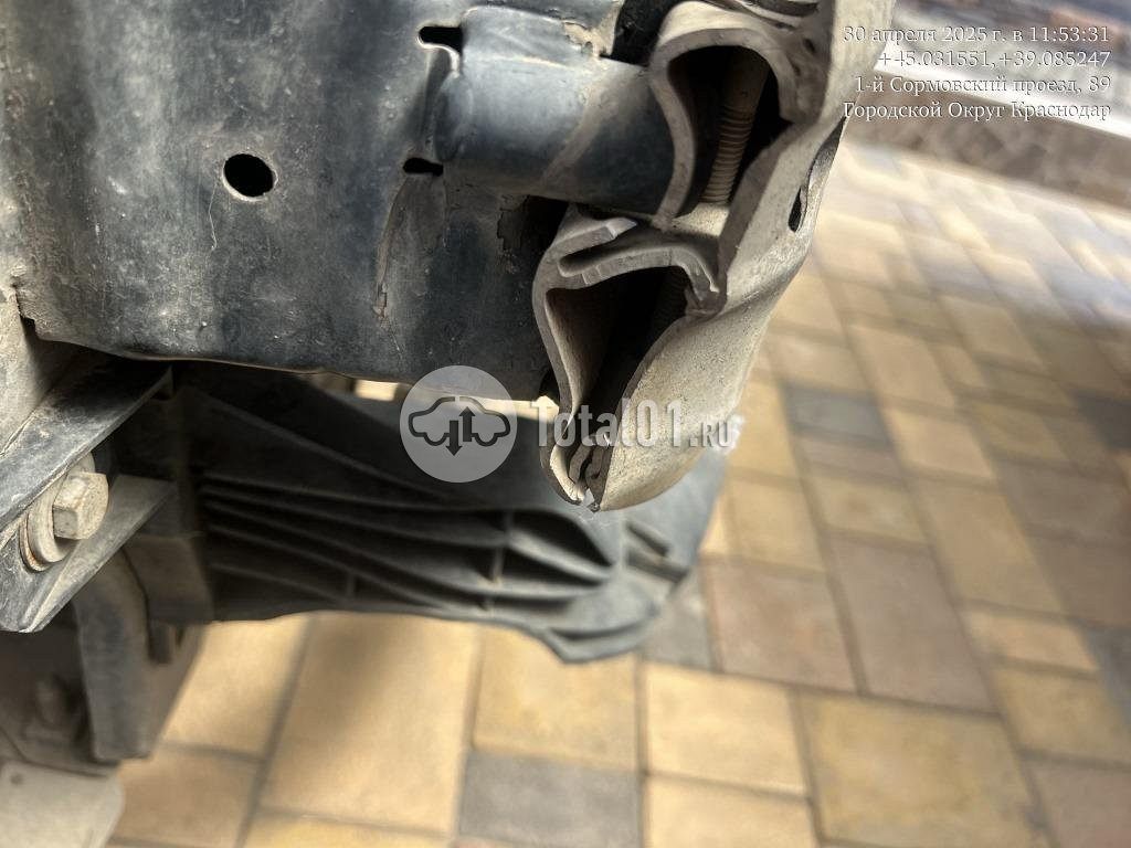 Фото Opel Corsa 320