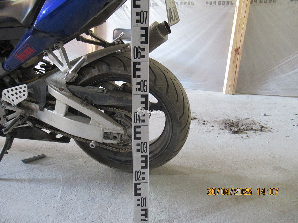 Фото Honda CBR900RR 8