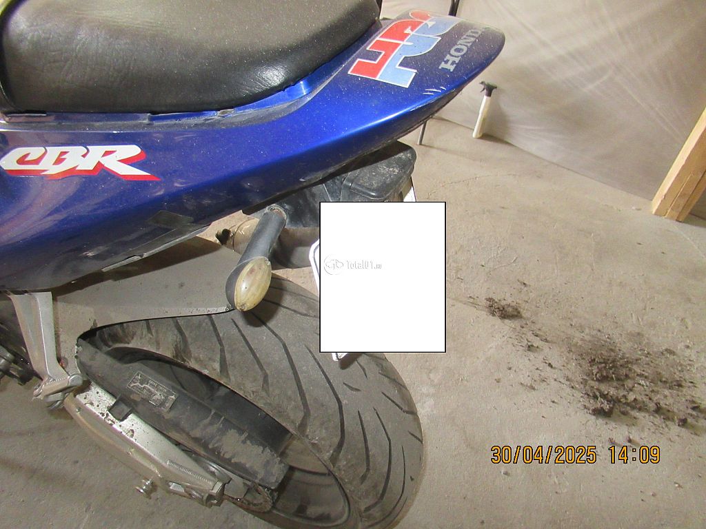 Фото Honda CBR900RR 20