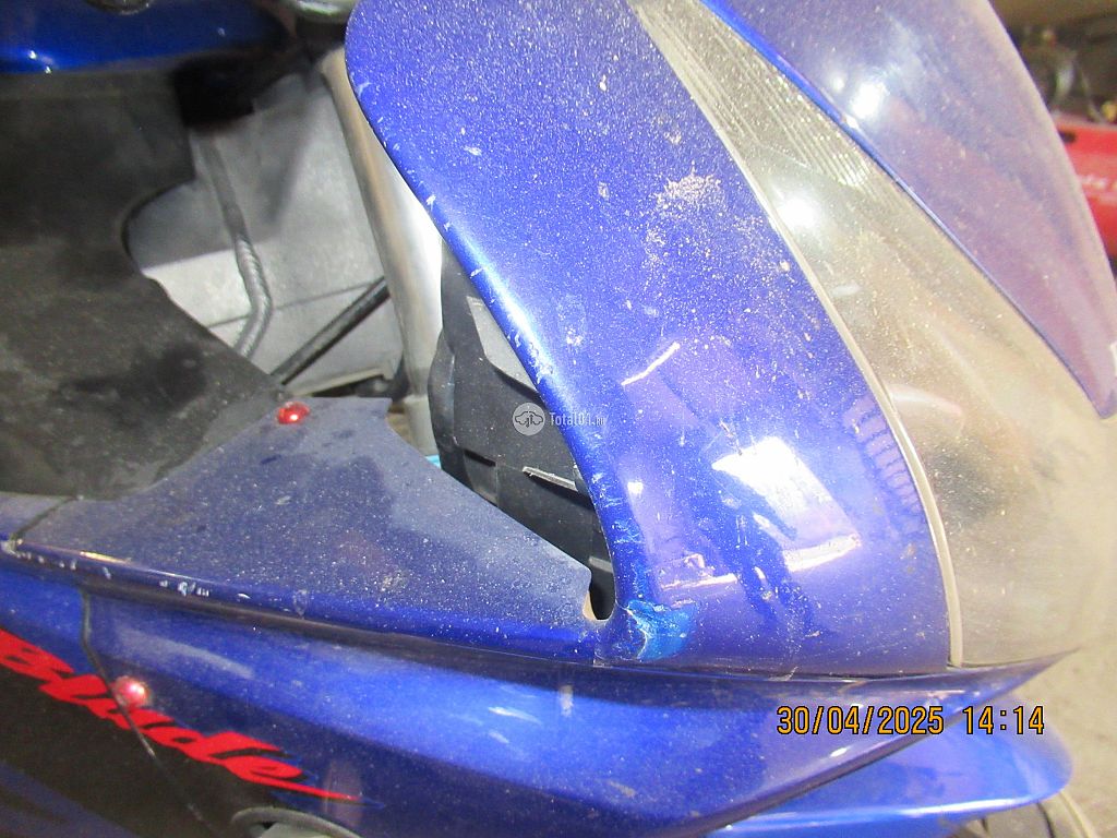 Фото Honda CBR900RR 120